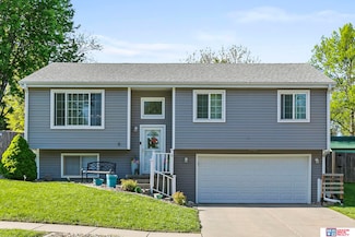 4825 Chiswick Dr, Lincoln, NE 68516