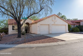 9401 N Warbler Place, Tucson, AZ 85742