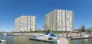 7501 River Rd Unit 2B, Newport News, VA 23607