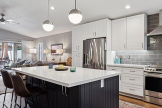 22850 N 24th Place, Phoenix, AZ 85024