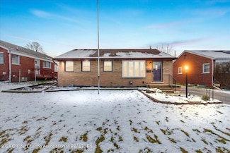 3409 Cornelia Dr, Lansing, MI 48917