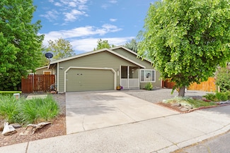 2379 NE Mountain Willow, Bend, OR 97701