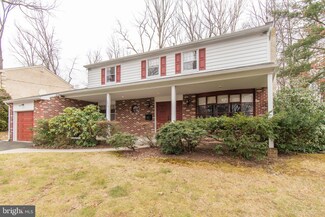 3212 W Bruce Dr, Dresher, PA 19025