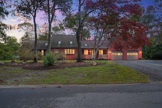 30 Twin Hill Rd, East Falmouth, MA 02536