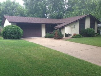 718 718 S Gilman Ave, Litchfield, MN 55355