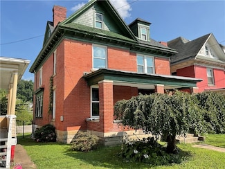 1318 Avery St, Parkersburg, WV 26101