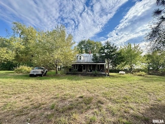 952 N 200th Ave, Quincy, IL 62305