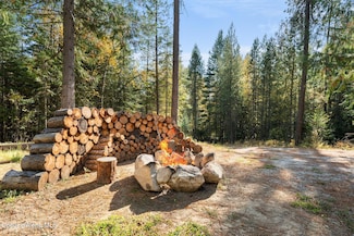 566 Homestead Loop, Sandpoint, ID 83864
