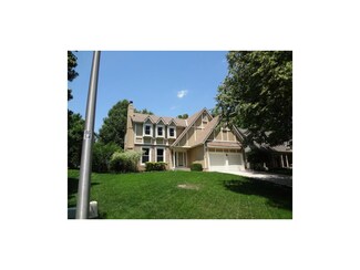 16218 W 80th Place, Lenexa, KS 66219