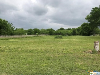 000 Austin Rd, Luling, TX 78648