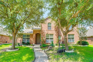8217 Hartford Dr, Rowlett, TX 75089