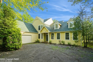 715 Pinecrest Dr, Pocono Pines, PA 18350