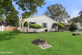 1136 Hawser Ave, Manahawkin, NJ 08050