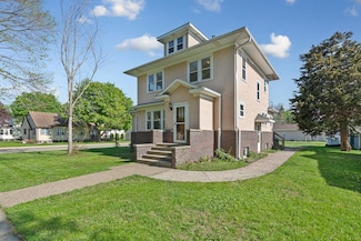 205 2nd St SW, Blooming Prairie, MN 55917