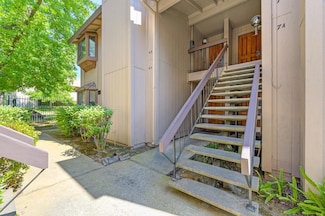 5333 Primrose Dr, Fair Oaks, CA 95628
