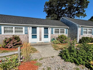 5 Polly Fisk Ln Unit 4, Dennis Port, MA 02639