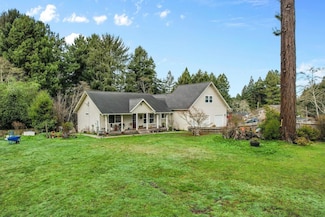 5070 Walnut Dr, Eureka, CA 95503