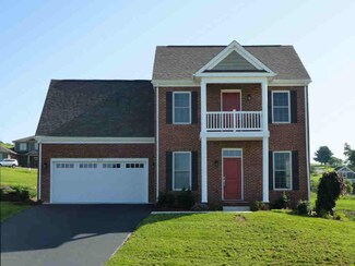 913 Kentwood Dr, Blacksburg, VA 24060