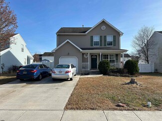 402 S Poplar Ave, Galloway, NJ 08205