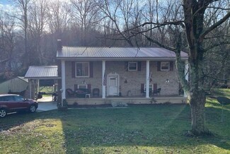 6306 Daniels St, Ashland, KY 41101