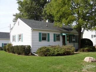 416 E Franklin St, Berne, IN 46711