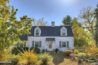 114 W F St, Joplin, MO 64801