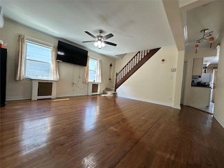8438 249th St, Bellerose, NY 11426