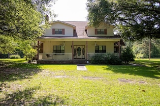 302 Freedom Rd, Laurel, MS 39443