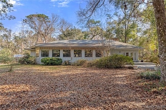 22347 Golden Retriever Ln, Brooksville, FL 34601