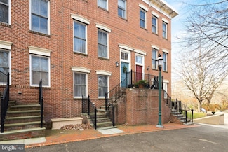 44 Livingston St, Trenton, NJ 08611