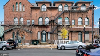 2 E State St Unit 2F, Media, PA 19063