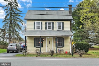 6481 Chambers Hill Rd, Harrisburg, PA 17111