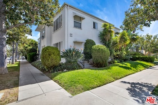 300 S Doheny Dr, Beverly Hills, CA 90211
