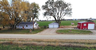 89814 557th Ave, Saint Helena, NE 68774