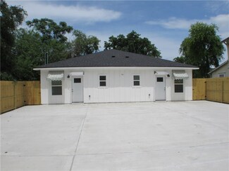 706 5th St, Corpus Christi, TX 78401