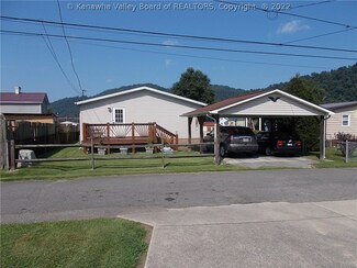 146 Wiseman St, East Bank, WV 25067