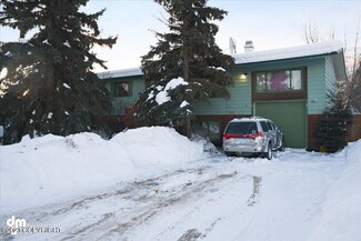 2906 Lily St, Anchorage, AK 99508