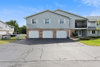 1203 N Sunnyslope Dr Unit 101, Mount Pleasant, WI 53406