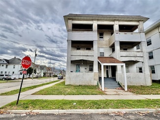 24 Lincoln Ave, Endicott, NY 13760