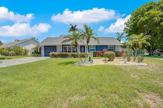 1315 Gallinule Dr, Delray Beach, FL 33444