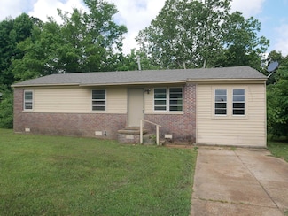 5057 Gill Rd, Memphis, TN 38109