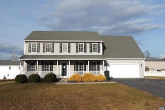 18 Lady Slipper Dr, Waynesboro, VA 22980