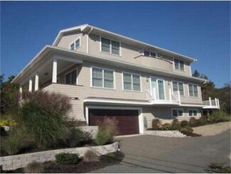 15 Penzance Rd, Rockport, MA 01966