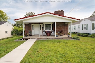 1204 Highland Dr, Saint Albans, WV 25177