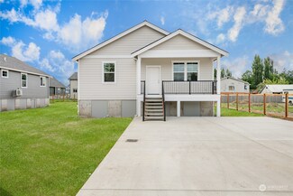 511 Second St, Sumas, WA 98295