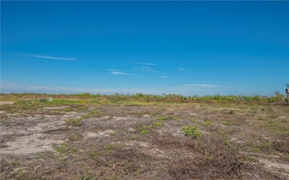 240 Flounder Dr, Port Aransas, TX 78373