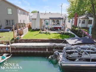 149 Kenyon Rd, Algonac, MI 48001