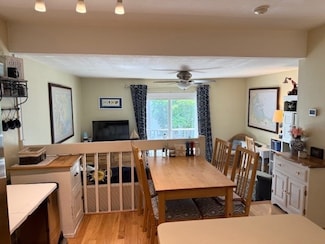 121 Tall Oaks Dr Unit F, South Weymouth, MA 02190