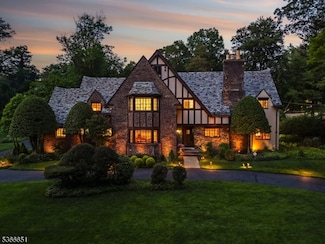 945 Woodland Ave, Plainfield, NJ 07060