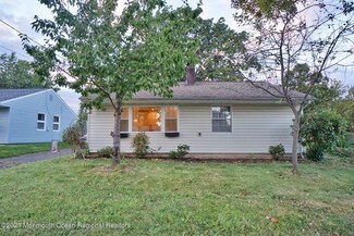89 Woodland Ave, Fords, NJ 08863